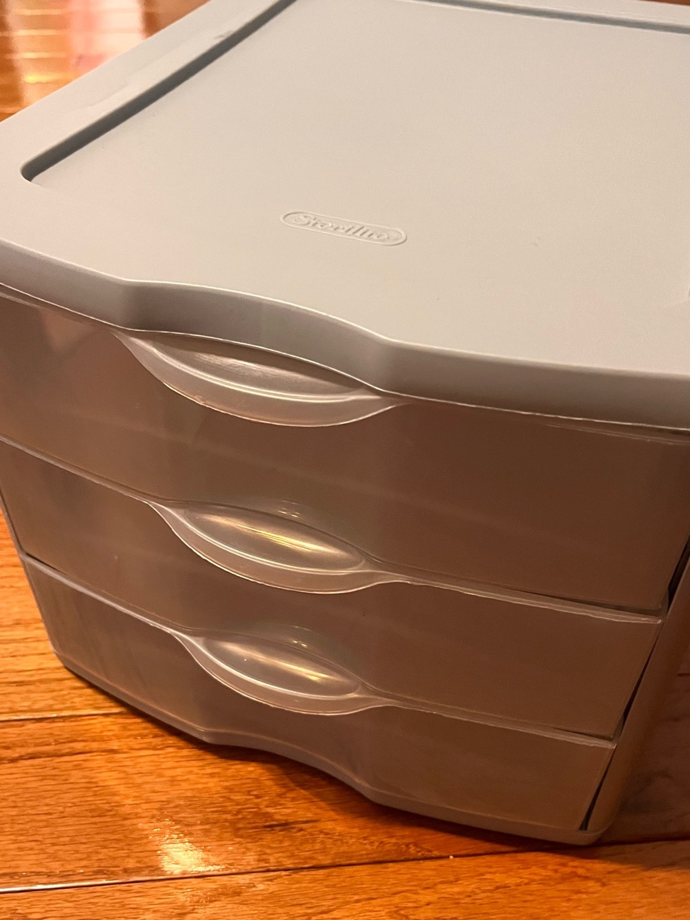 3 Drawer Sterilite Plastic Storage Container - Great Condition!